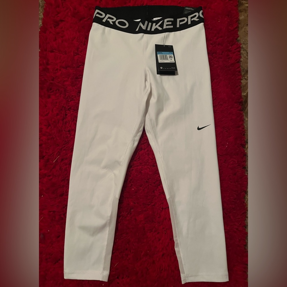 Nike women coolant Activewear